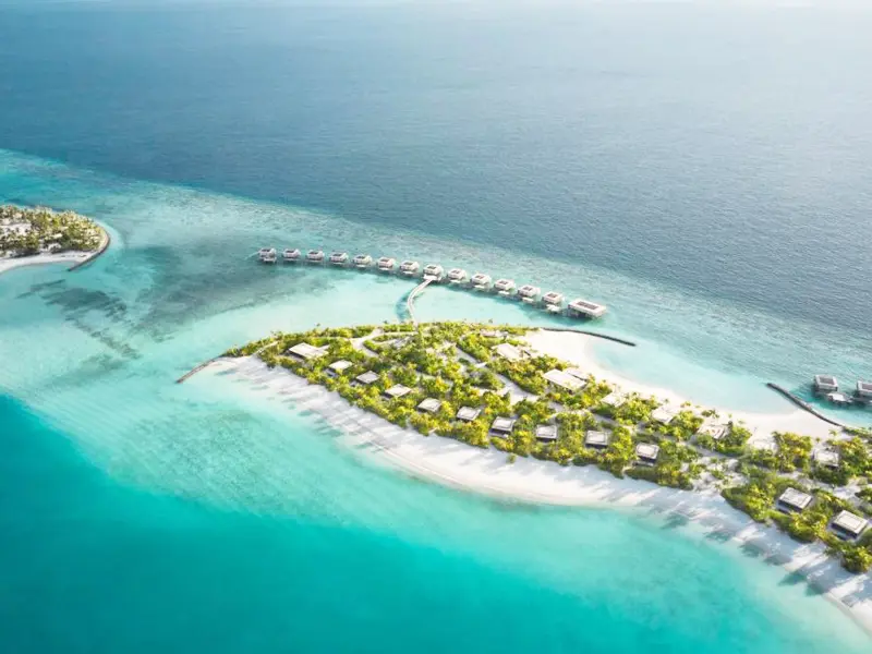 Patina Maldives, Fari Islands